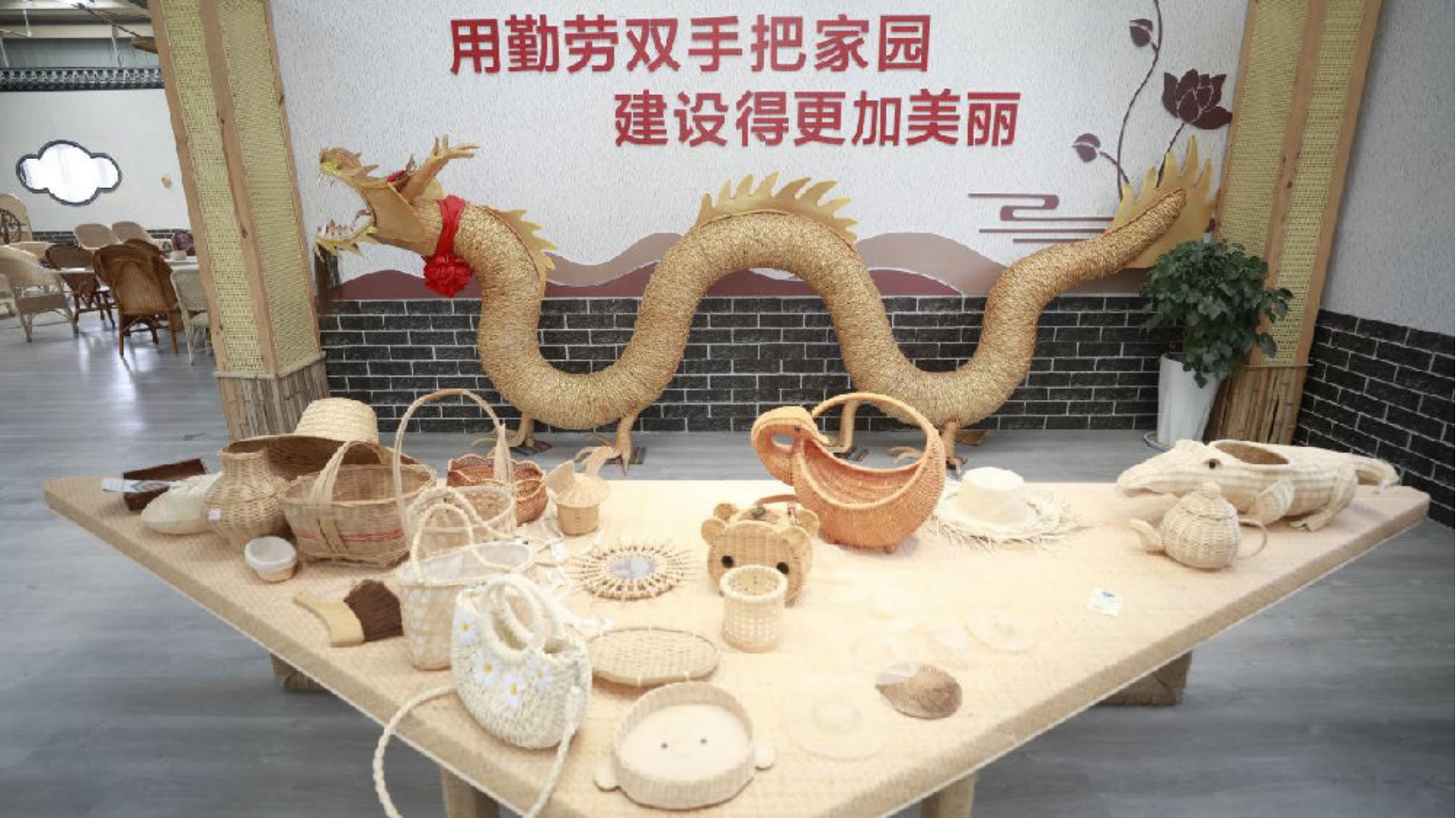 非遗文创的“数字新生” | AI赋能文化传承创新